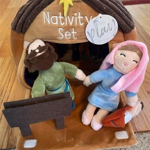 Mud pie cloth nativity